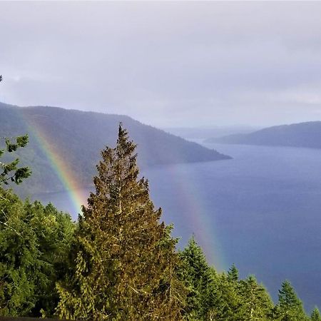 Moon Water Lodge Malahat المظهر الخارجي الصورة