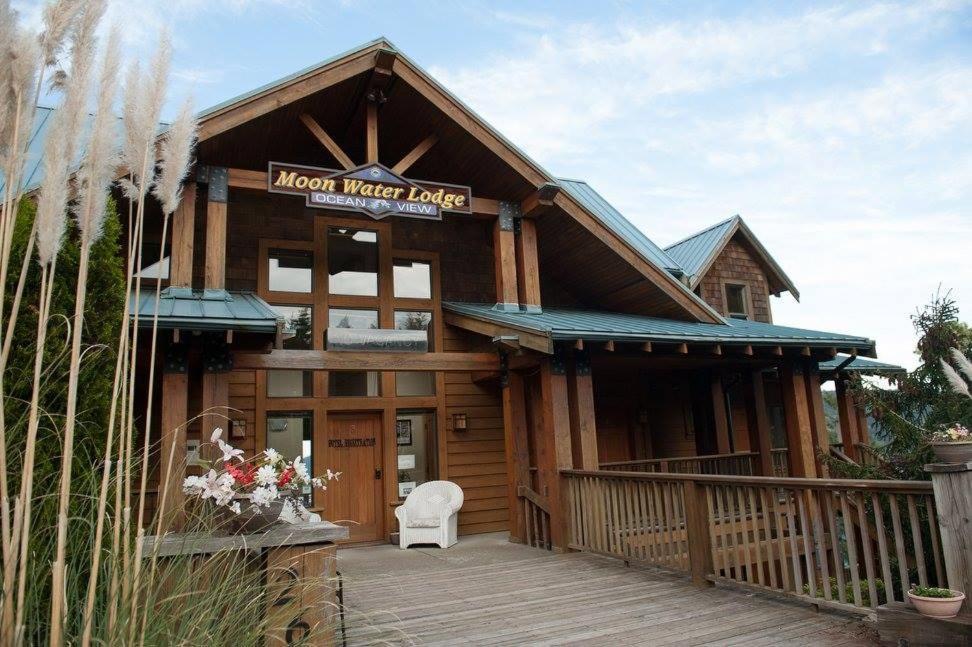 Moon Water Lodge Malahat المظهر الخارجي الصورة